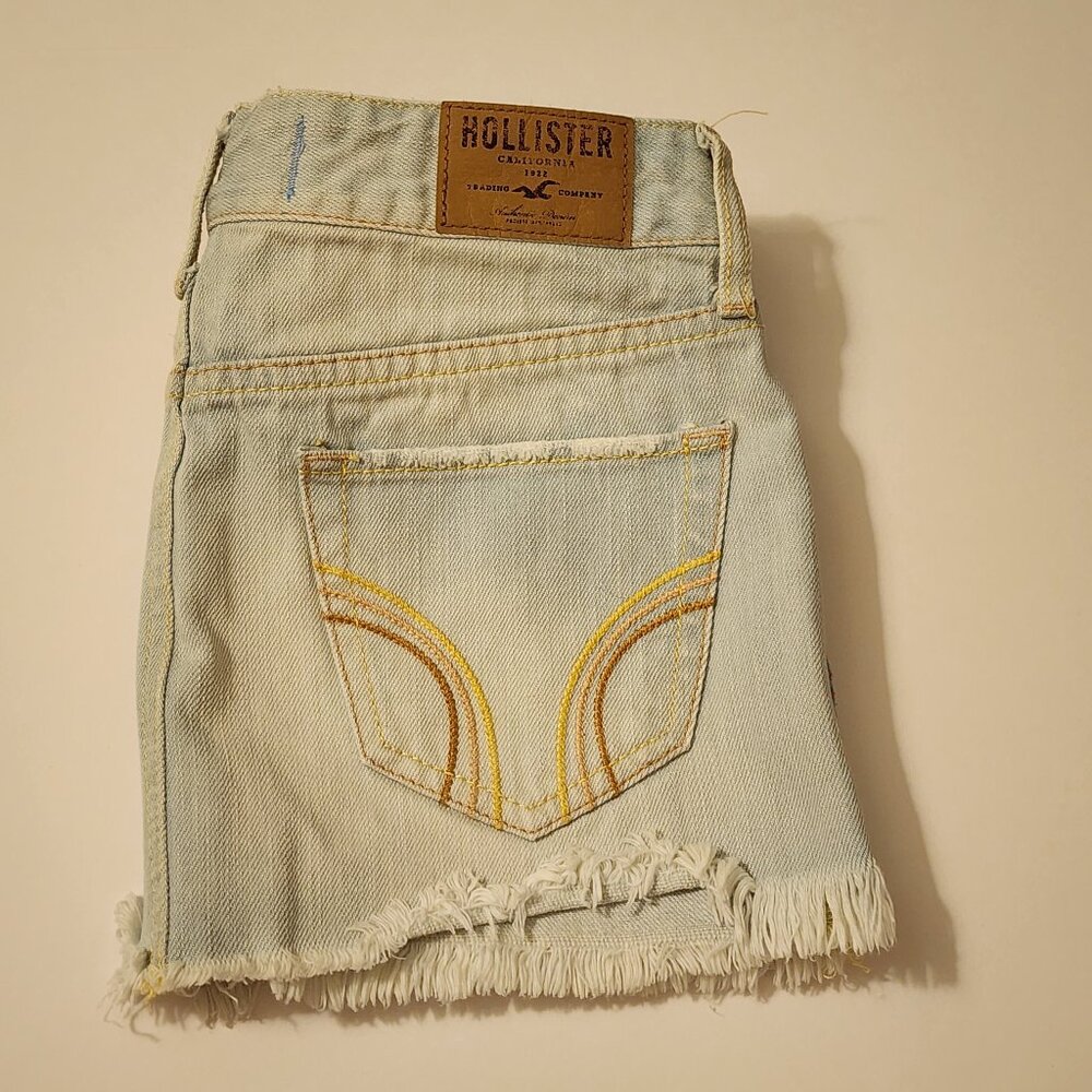 Hollister Distressed Denim Mini Skirt - 0 W24